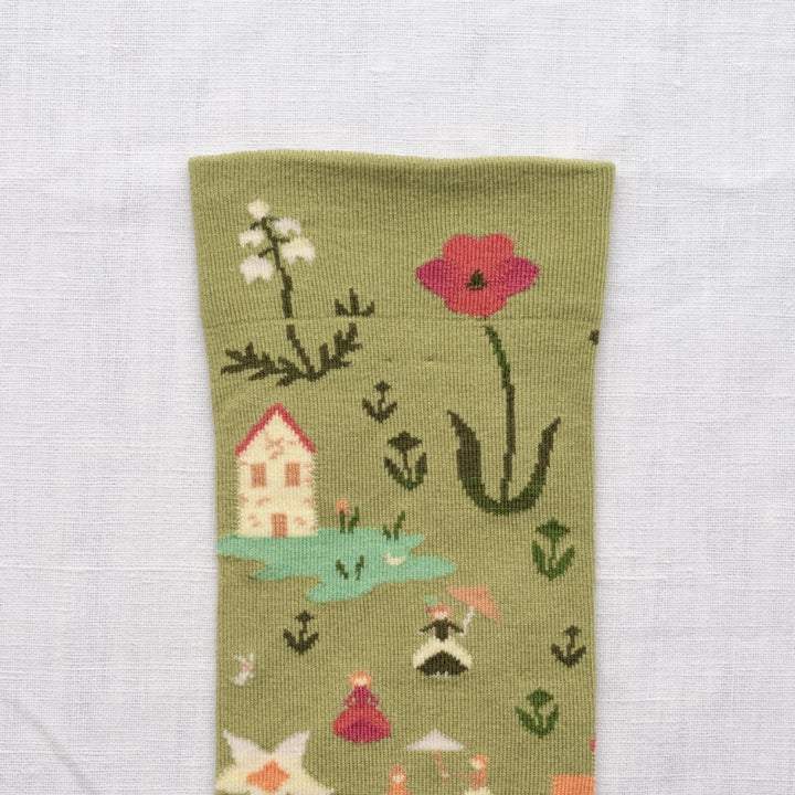 Bonne Maison Socken Socken Queen Hamlet von Bonne Maison bei Nauli and Stories