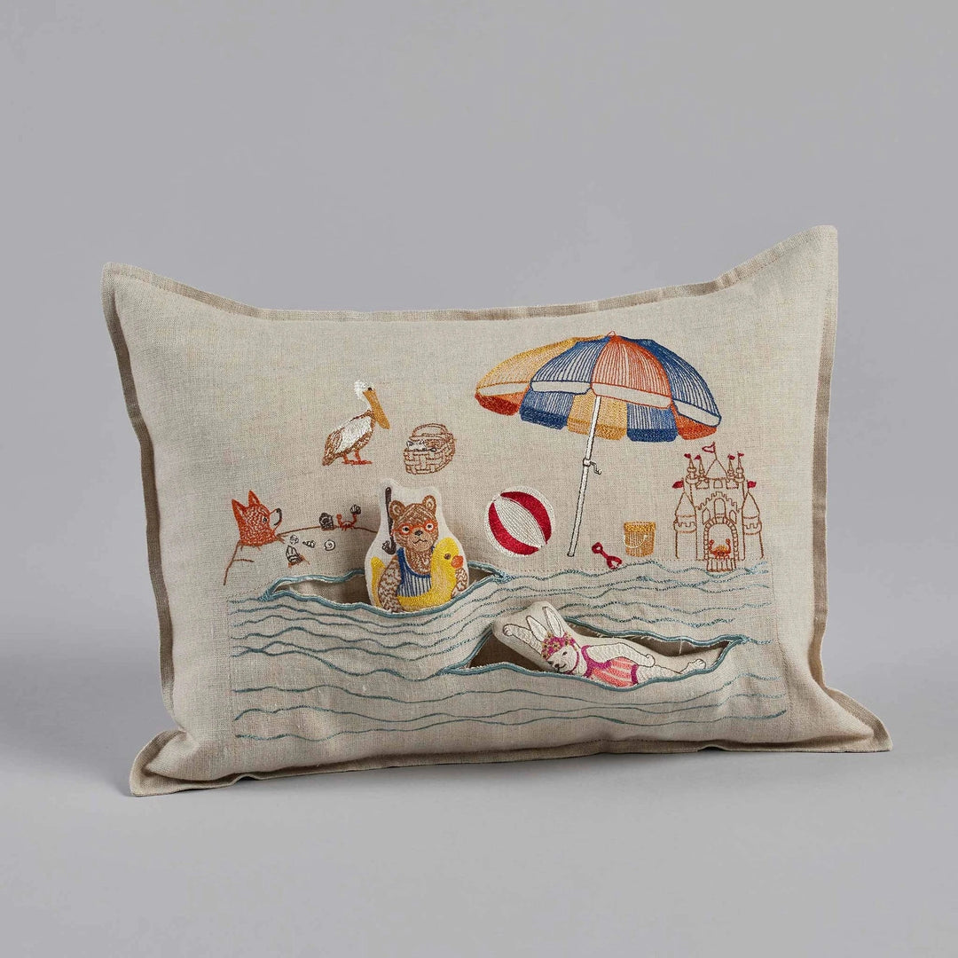 Coral & Tusk Sofakissen Day At the Beach Pocket Pillow bei Nauli and Stories