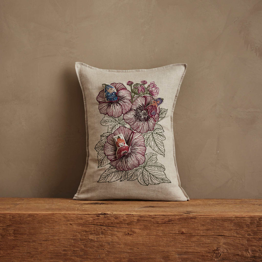 Coral & Tusk Fairy Bloom Pocket Pillow: Cover Only bei Nauli and Stories