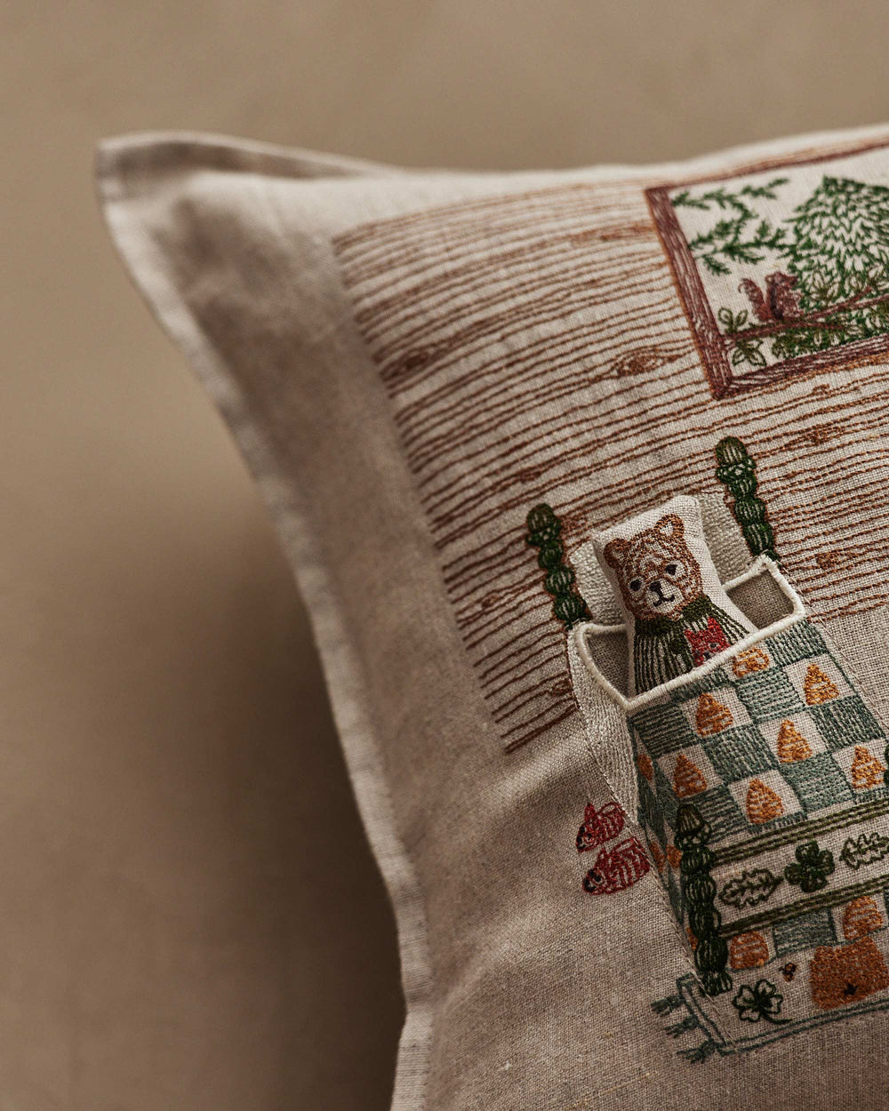 Coral & Tusk Three Little Bears Pocket Pillow: Cover Only bei Nauli and Stories