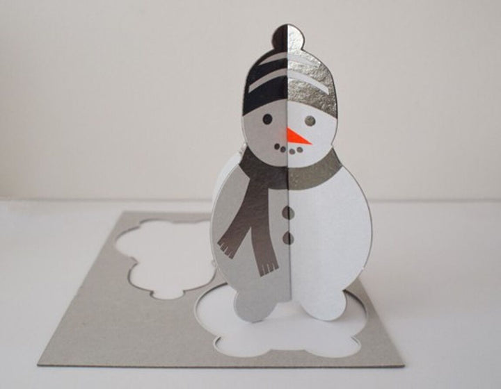 cut &amp; make Winter Schneemann Karte bei Nauli and Stories