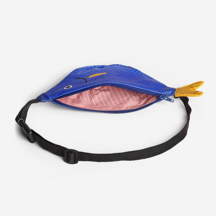 Don Fisher Saithe fanny pack for kid bei Nauli and Stories