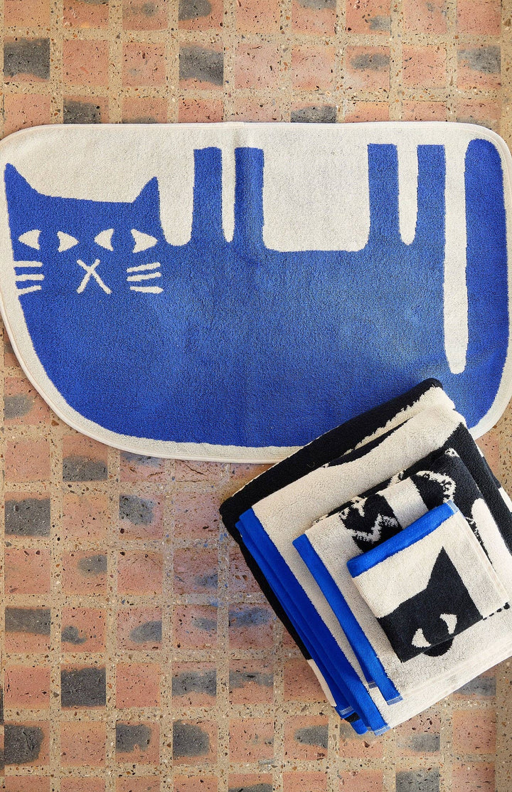Donna Wilson Badematten Lazy Cat Bath Mat bei Nauli and Stories