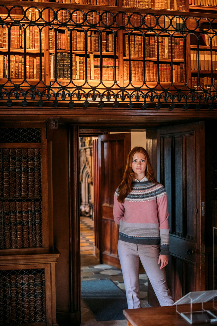 Eribé Pullover Alpine Sweater Vintage Pink bei Nauli and Stories