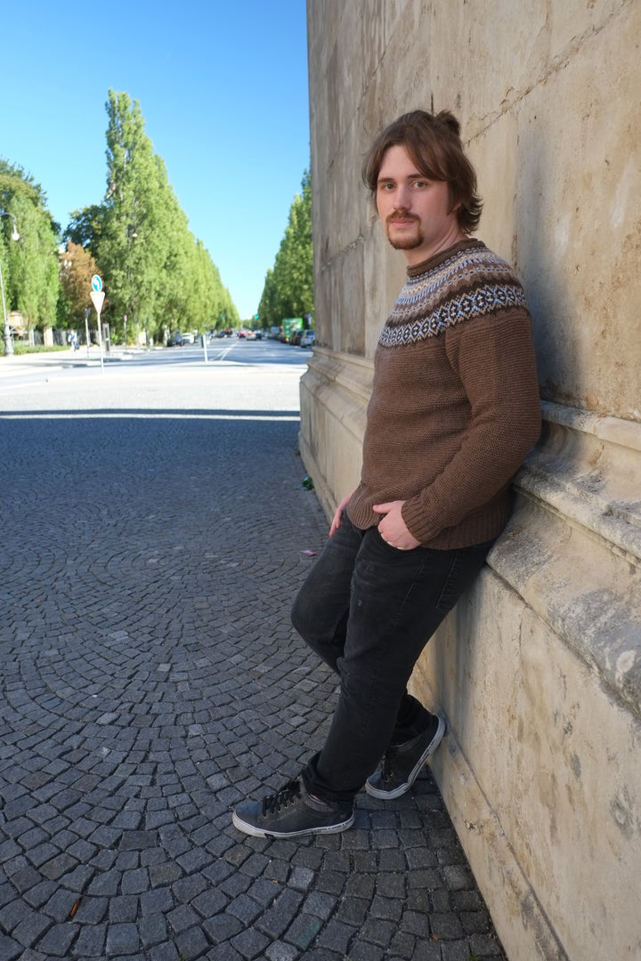 Eribé Pullover Herrenpullover aus reiner Wolle in braun - Stonybrek Sweater Beaver bei Nauli and Stories