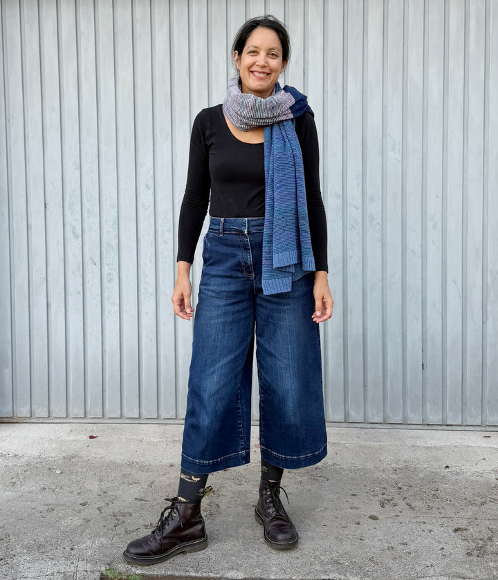 Eribé Schal Treeline Wrap | Classic | breiter Schal aus Lammwolle bei Nauli and Stories