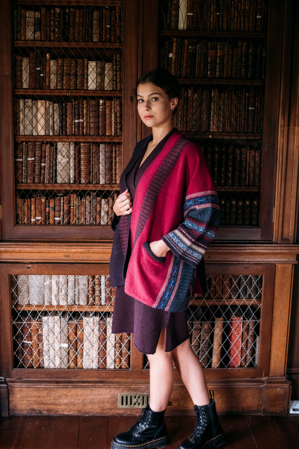 Eribé Strickjacke Jacke Blanket Montrose -  onesize - Bramble bei Nauli and Stories