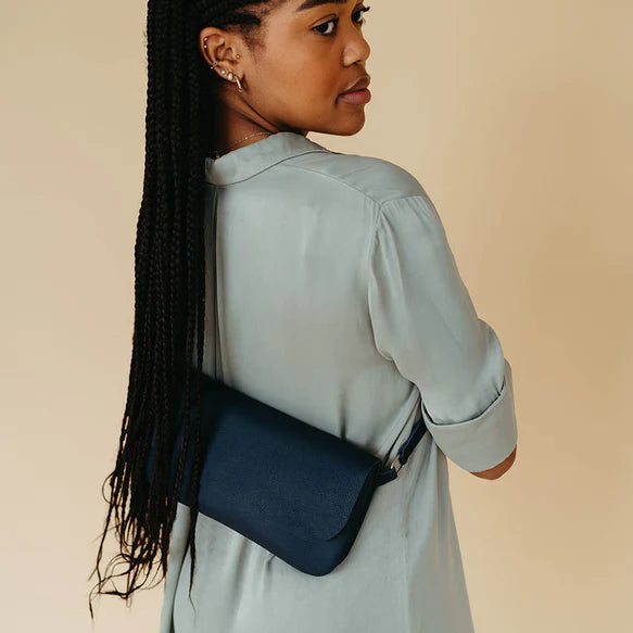 Keecie Handtasche Handtasche - Crossbodybag - aus Leder - Double Up - coral rot bei Nauli and Stories