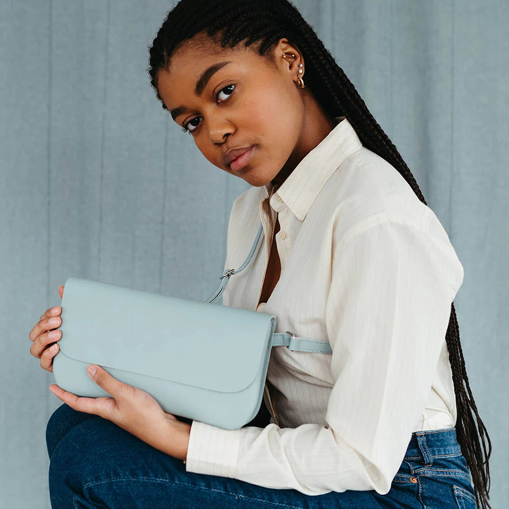 Keecie Handtasche Handtasche - Crossbodybag - aus Leder - Double Up - hellblau mint bei Nauli and Stories