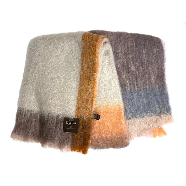 Mantas Ezcaray Sofadecke Mohair Decke ROZCO 130 x 200cm in Erd- und Eisfarben bei Nauli and Stories