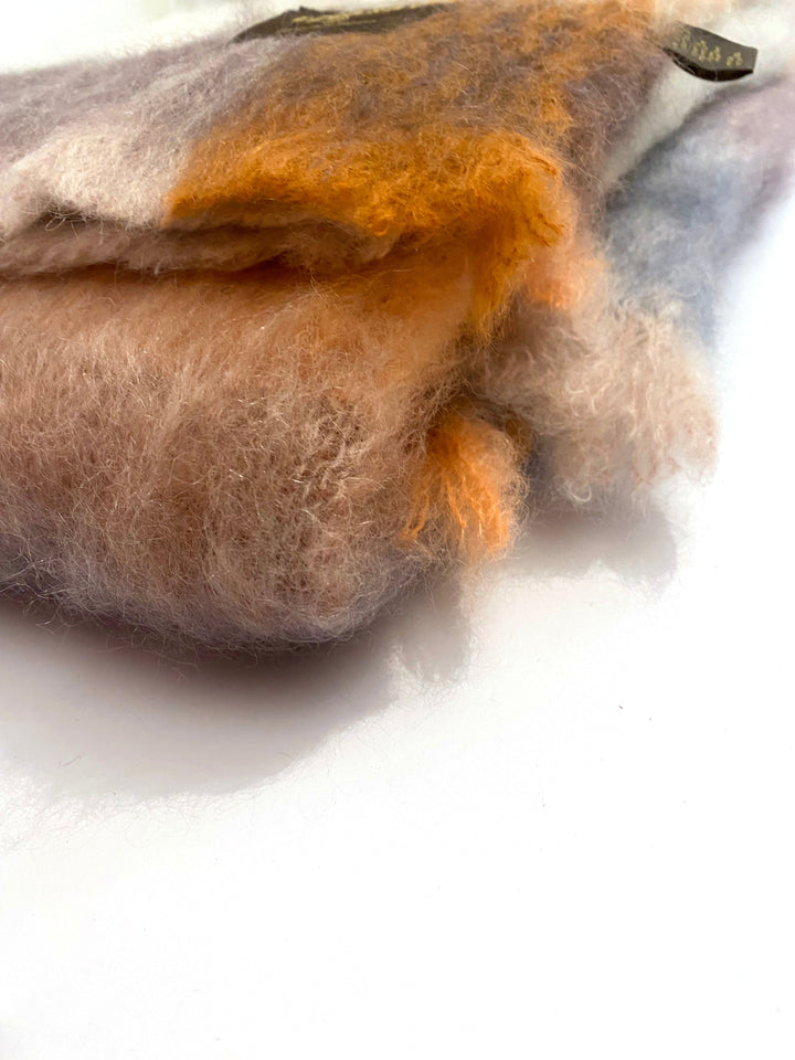 Mantas Ezcaray Sofadecke Mohair Decke ROZCO 130 x 200cm in Erd- und Eisfarben bei Nauli and Stories