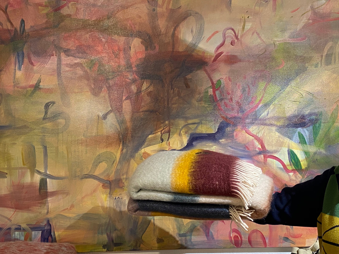 Mantas Ezcaray Sofadecke Mohair Decke Matisse -  130x200cm, blau, rosa, gelb, weiß, mint, bordeaux bei Nauli and Stories