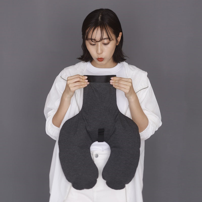Marna Nackenkissen Fuu One-Breath Neck Pillow – Beige bei Nauli and Stories