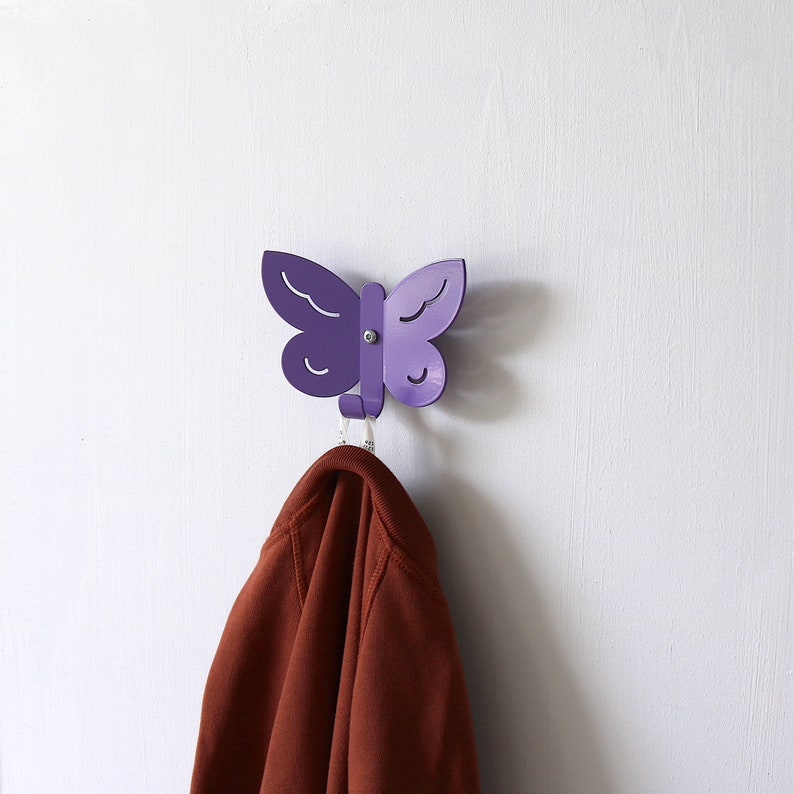 Marnelly AB Garderobenhaken Garderobenhaken Schmetterling lila bei Nauli and Stories