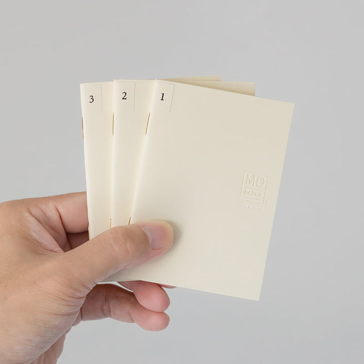 MD Paper | Midori Notizhefte Notizheft DIN A7 | MD Notebook Light Blank (blanko) – 3er Pack bei Nauli and Stories