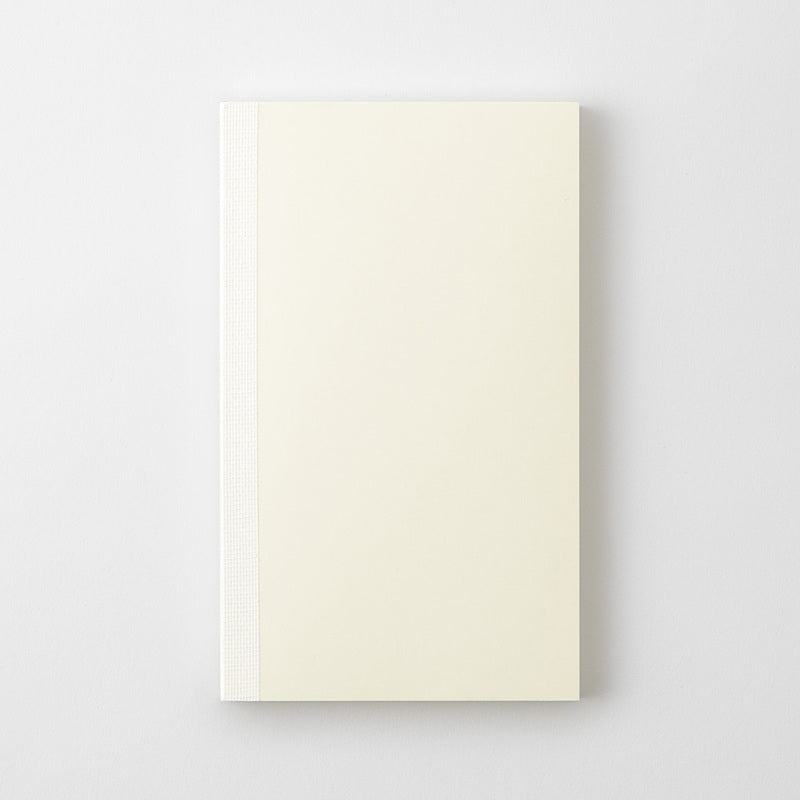 MD Product | Midori Notizbuch B6 MD Notebook B6 Slim Dot Grid bei Nauli and Stories