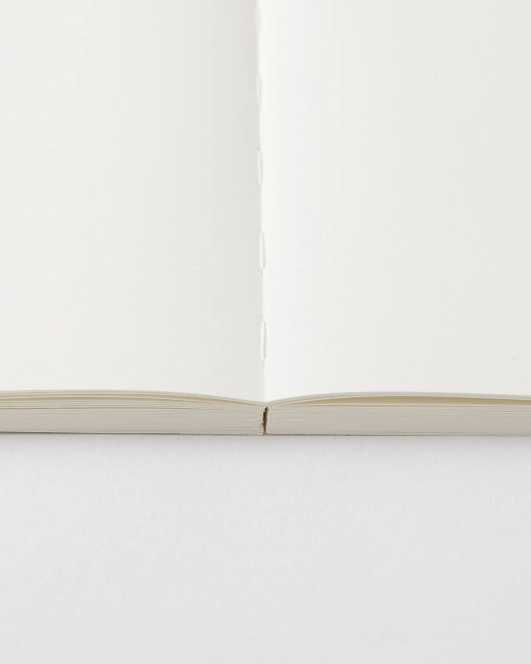 MD Product | Midori Notizbuch DIN A5 MD Product Notebook Cotton A5 Blank bei Nauli and Stories
