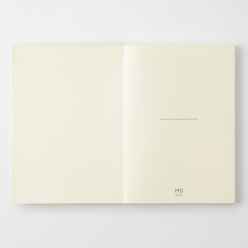 MD Product | Midori Notizbuch MD Notebook A5 Grid bei Nauli and Stories