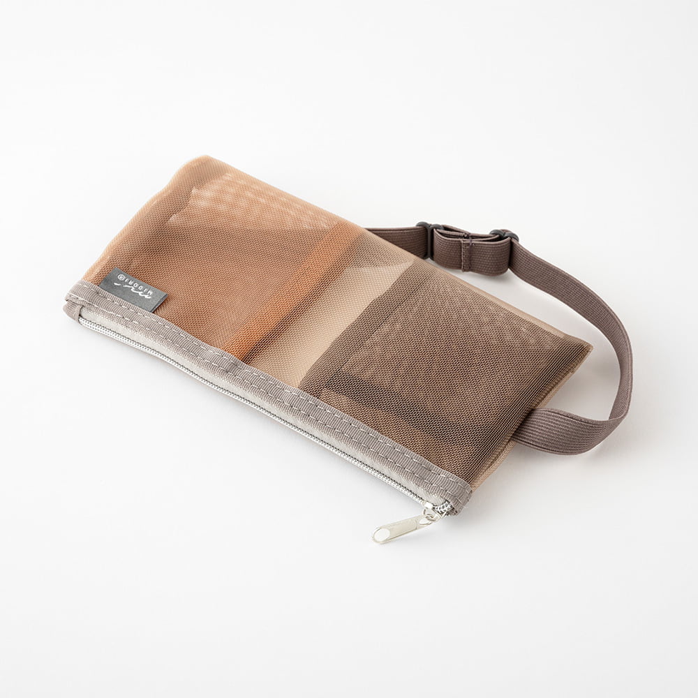 Midori Federmäppchen Midori Book Band Pen Case – Mesh Braun bei Nauli and Stories