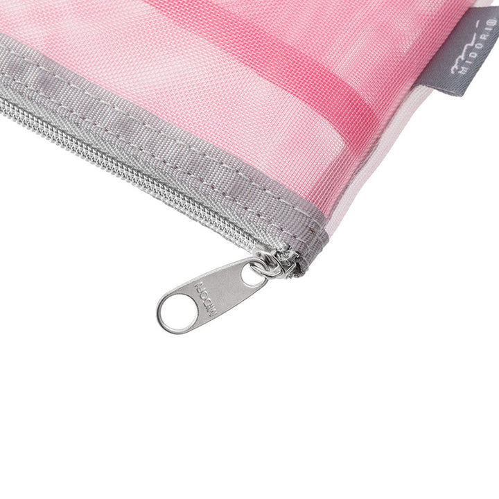 Midori Federmäppchen Pen &amp; Tool Pouch – Mesh Pink bei Nauli and Stories