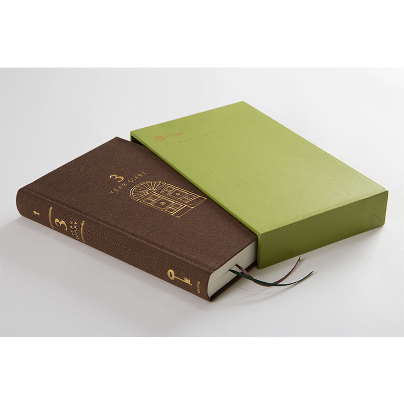Midori Tagebuch Daily Diary 3 Years Gate Brown bei Nauli and Stories