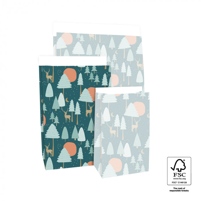 Geschenkverpackung Geschenktüten Geschenktüten Blockbodenbeutel - Weihnachtswald II bei Nauli and Stories