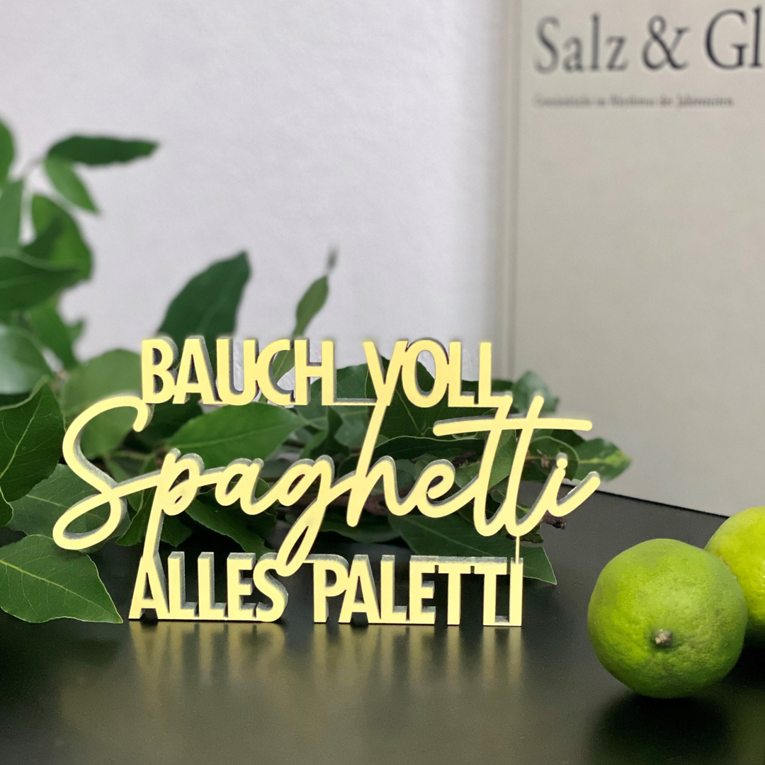 NoGallery Schriftzug Bauch voll Spaghetti alles paletti  -  neonroter 3D Schriftzug aus Holz bei Nauli and Stories