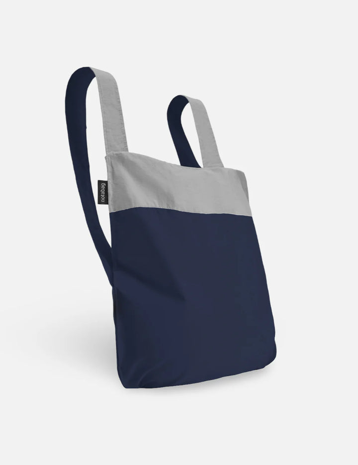 Notabag Rucksack Bag &amp; Backpack – Reflective Navy Blue bei Nauli and Stories