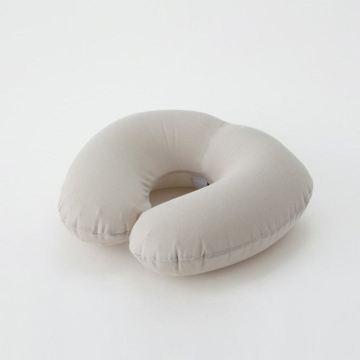 Marna Nackenkissen Fuu One-Breath Neck Pillow – Beige bei Nauli and Stories