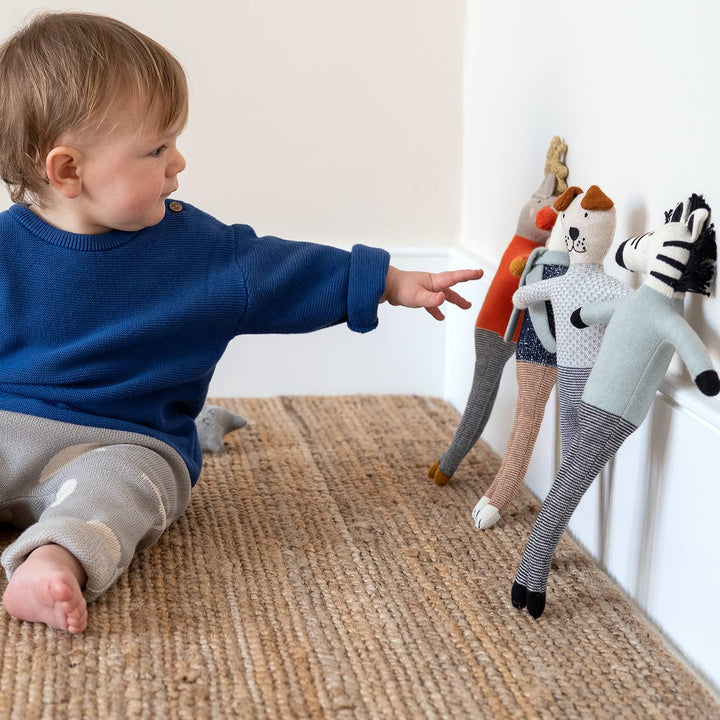 Sophie Home Kuscheltier Gestricktes Zebra  |  Stofftier aus Baumwollgarn bei Nauli and Stories