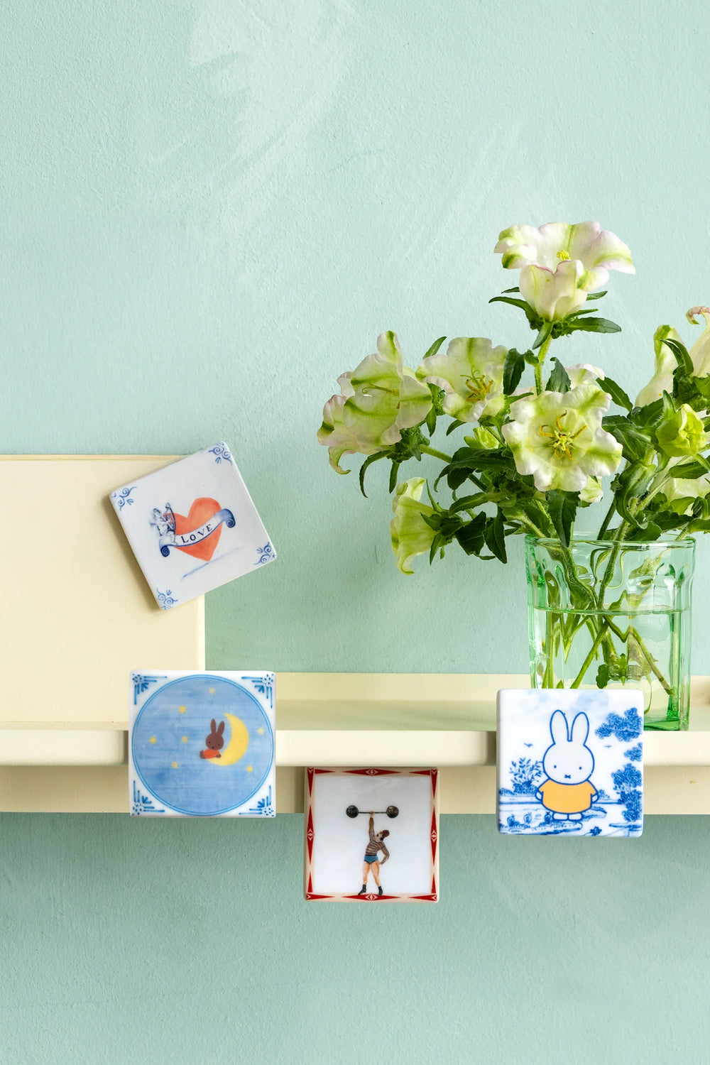 StoryTiles Magnet miffy on the moon, variation 2 - Storytiles Mini - Magnet bei Nauli and Stories