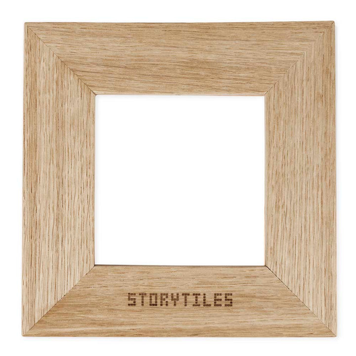 StoryTiles StoryTiles Rahmen &amp; Ständer StoryTiles Rahmen aus Eiche für Fliesen der Größe 13x13cm - Medium bei Nauli and Stories