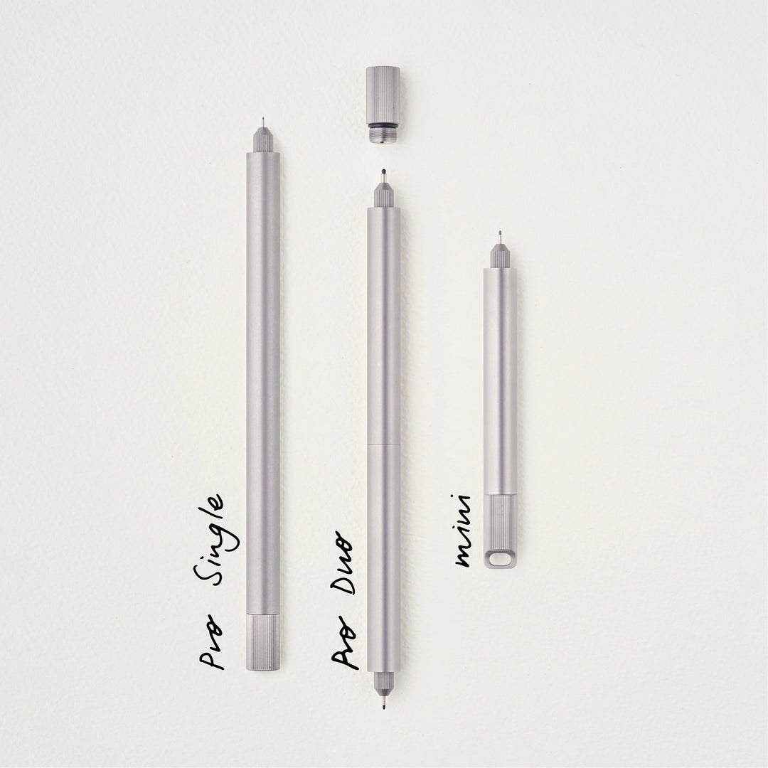 Tom's Studio Fineliner Lumos Titanium: Special Edition - Refillable - Fineliner, Filzstift, Brushpen bei Nauli and Stories