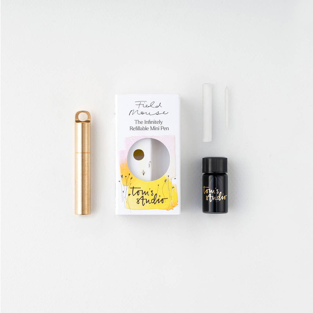 Tom's Studio The Field Mouse – refillable travel pen: Brass bei Nauli and Stories