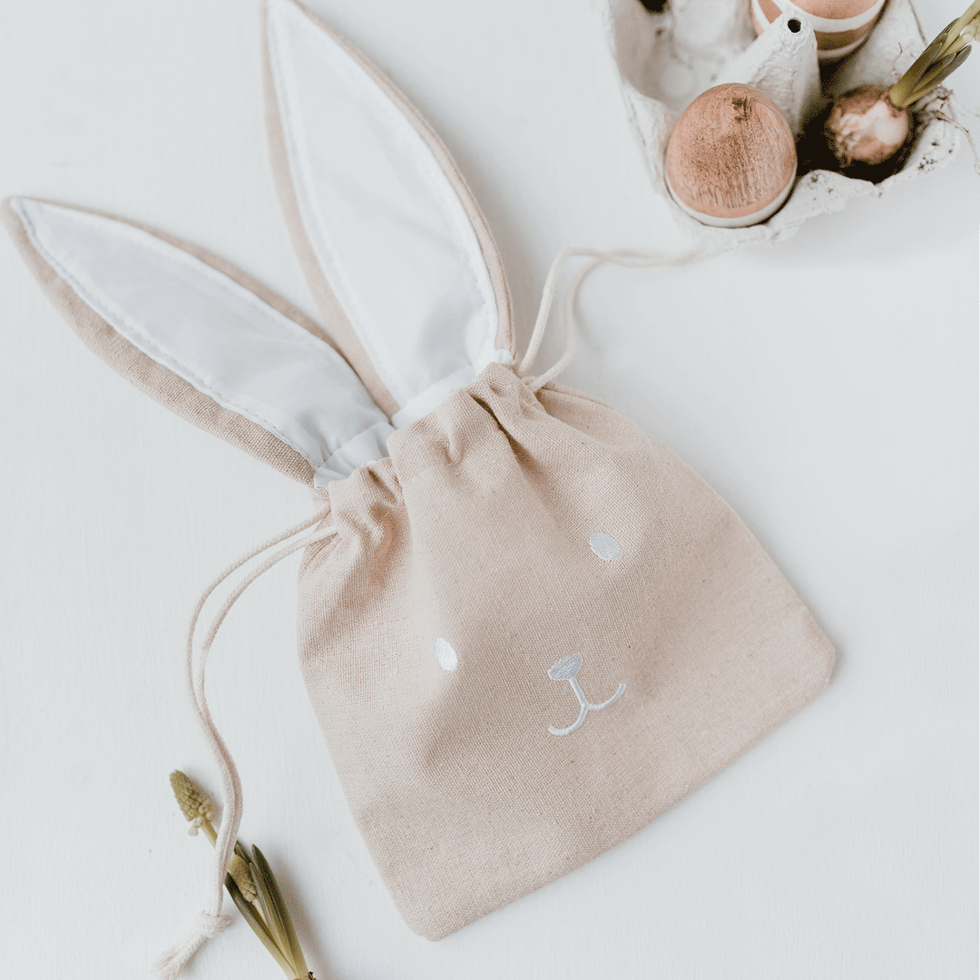 Eulenschnitt Geschenkverpackungen Geschenkbeutel Häschen bei Nauli and Stories