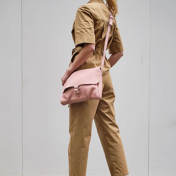 Keecie Handtasche Kleine Messenger Bag - Flora und Fauna korallenrot bei Nauli and Stories
