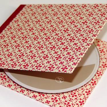 Nauli CD / DVD Hülle für 1 CD CD / DVD Hülle graphische Sternblumen rot bei Nauli and Stories