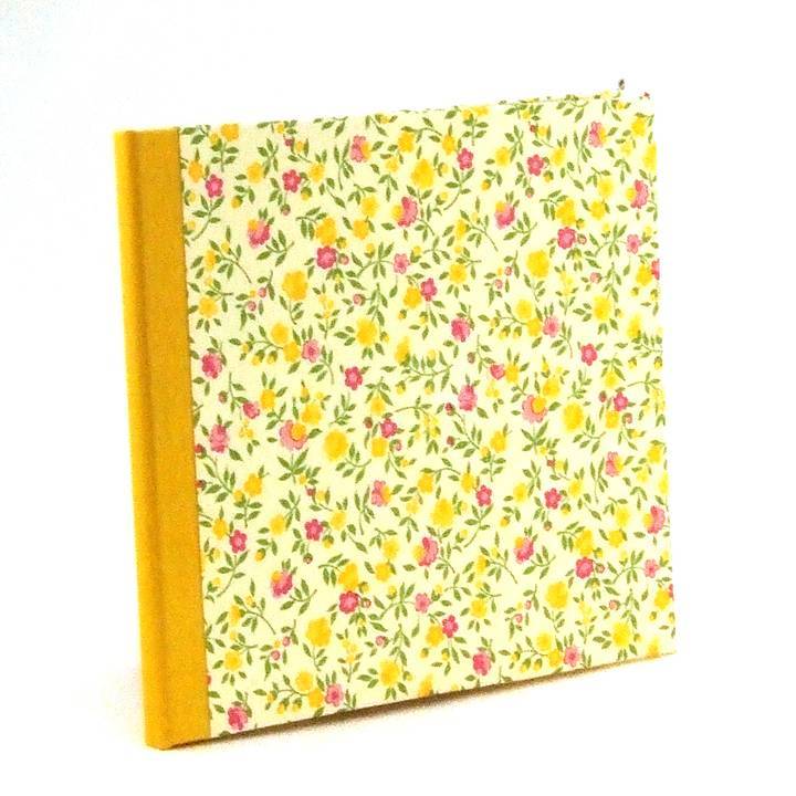 Nauli CD / DVD Hülle für 1 CD CD Hülle Blumenregen gelb rosa bei Nauli and Stories