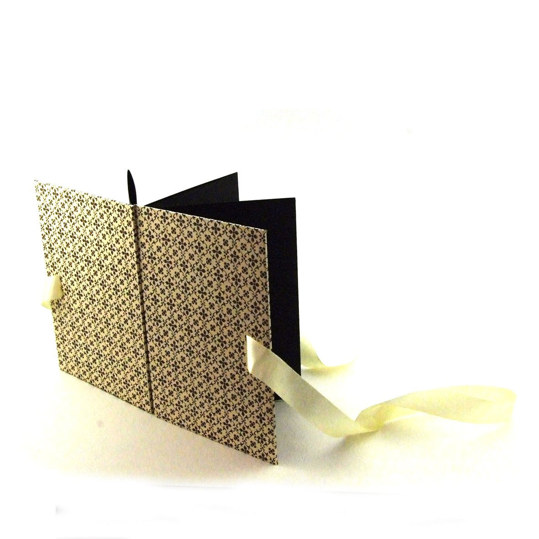 Nauli Leporello Leporello braun elfenbein grafische Sternblumen bei Nauli and Stories