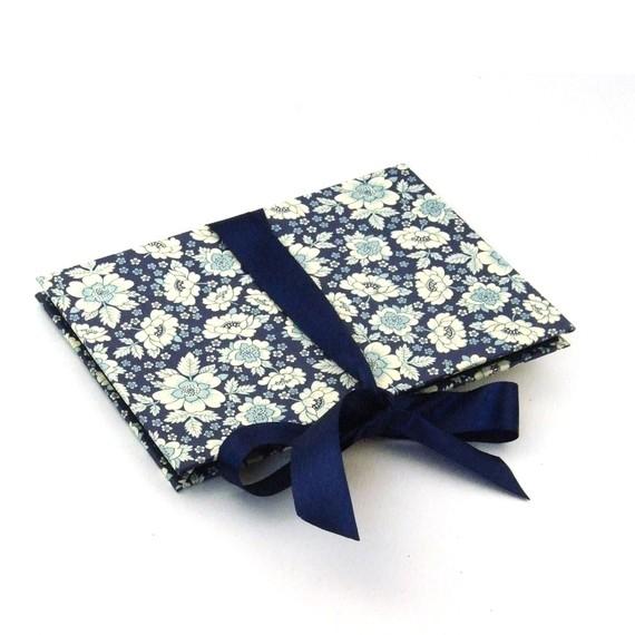 Nauli Leporello Leporello Englische Blumen blau bei Nauli and Stories