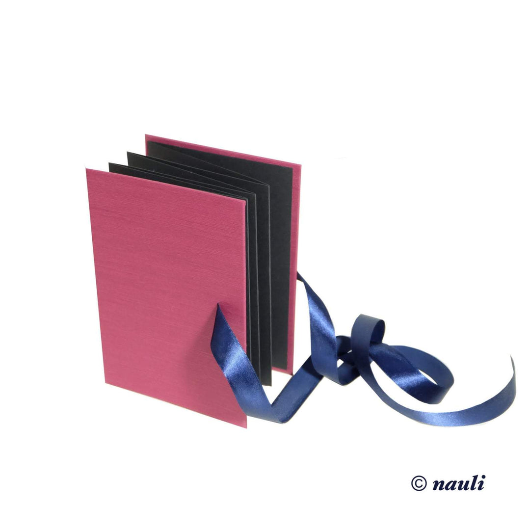 Nauli Leporello Leporello / Foto Faltbuch Brombeerfarben und dunkelblau bei Nauli and Stories