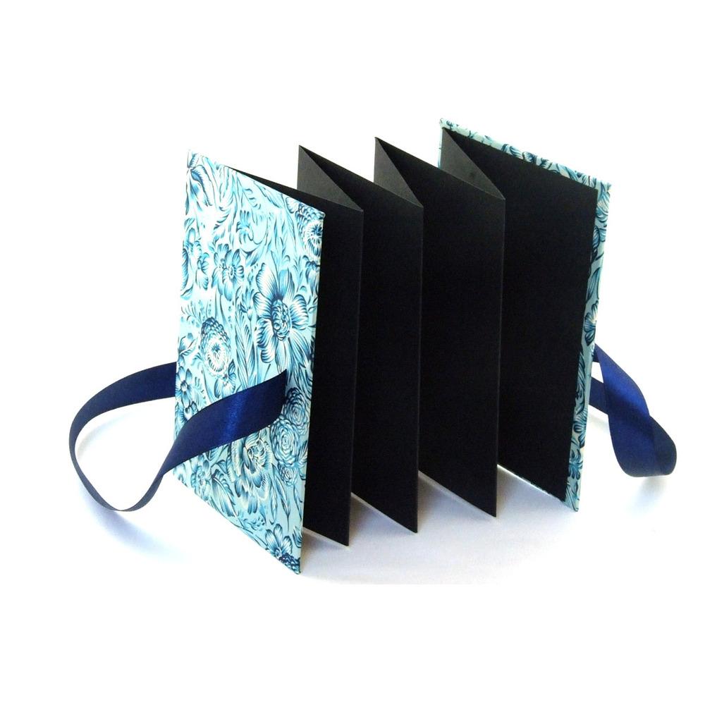 Nauli Leporello Leporello Indische Blumen blau bei Nauli and Stories