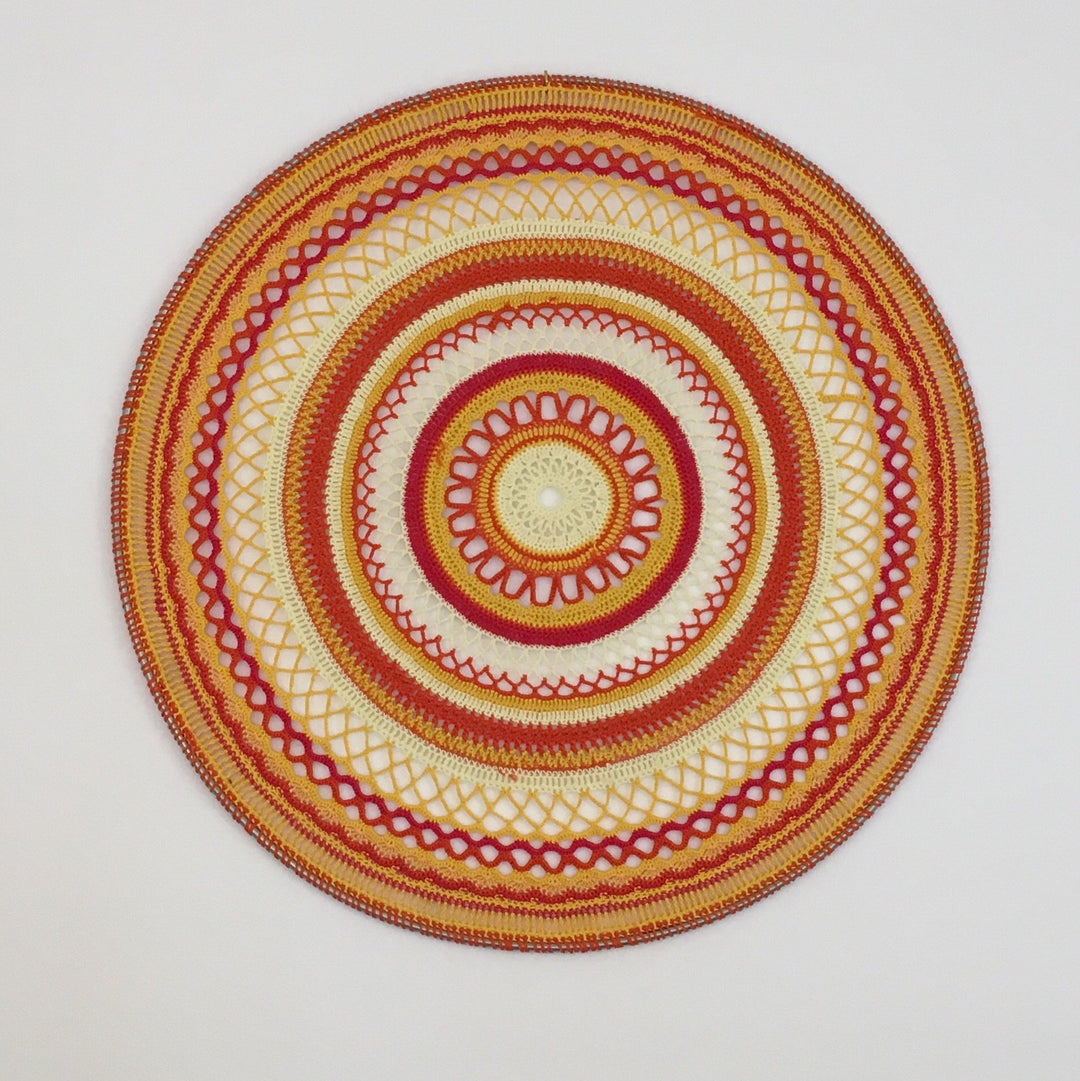 Nauli Mandala Sonnen- Mandala - Kunst für die Wand 1qm bei Nauli and Stories