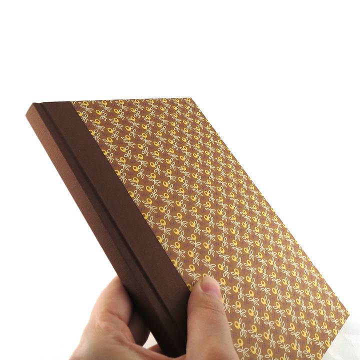 nauli Notizbuch DIN A5 Notizbuch DIN A5 Olivenzweige braun senfgelb bei Nauli and Stories