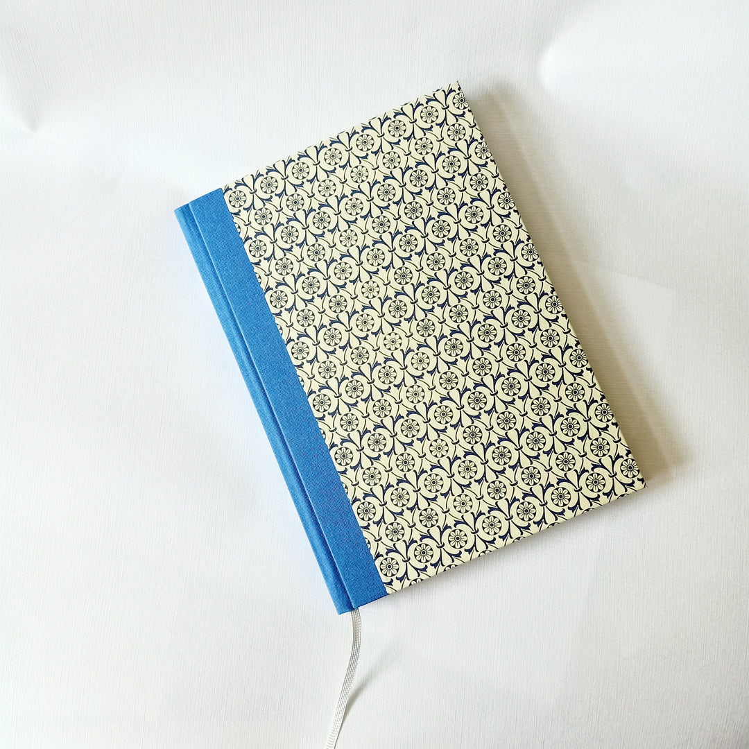 Nauli Registerbuch / Kochbuch Registerbuch / Kochbuch holländische Fliesen blau bei Nauli and Stories