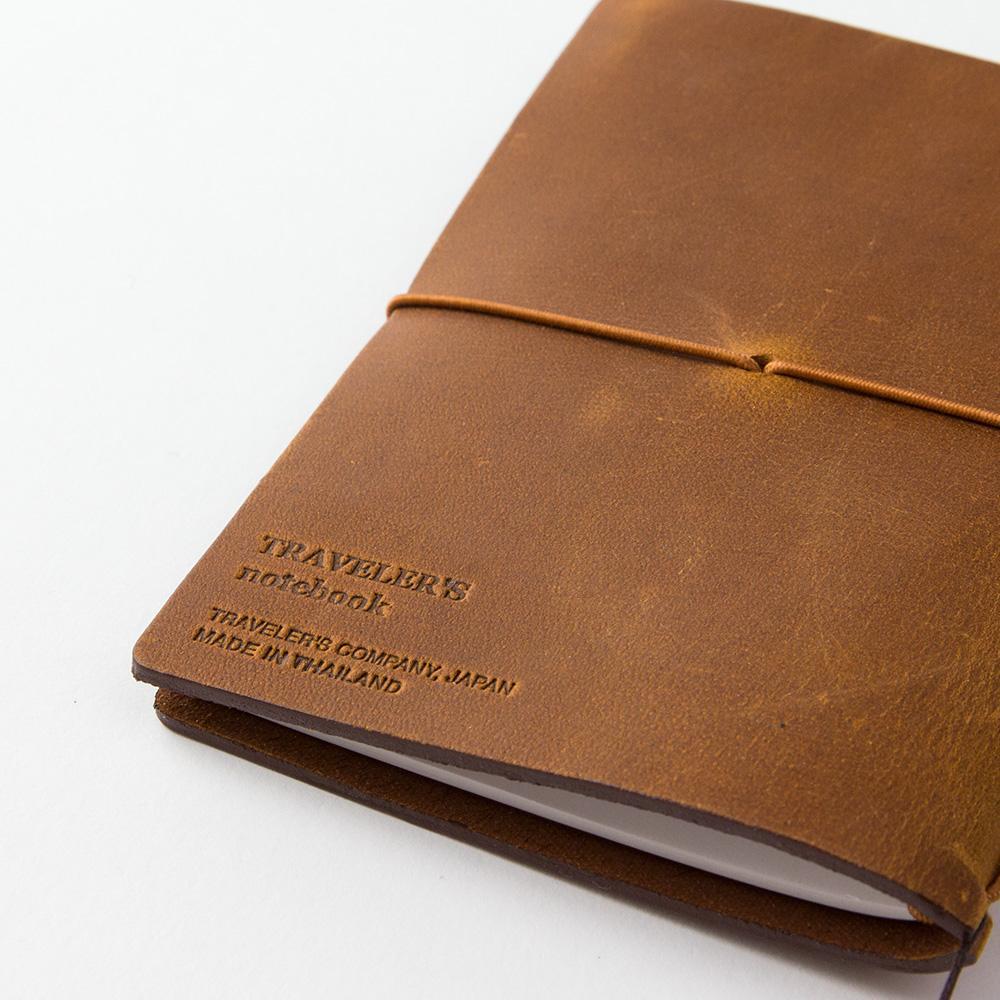 Traveler's Company Notizbuch Reisenotizbuch "TRAVELER'S notebook" Passport Leder camel bei Nauli and Stories